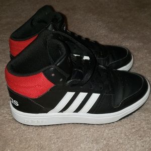 Youth size 4 Adidas